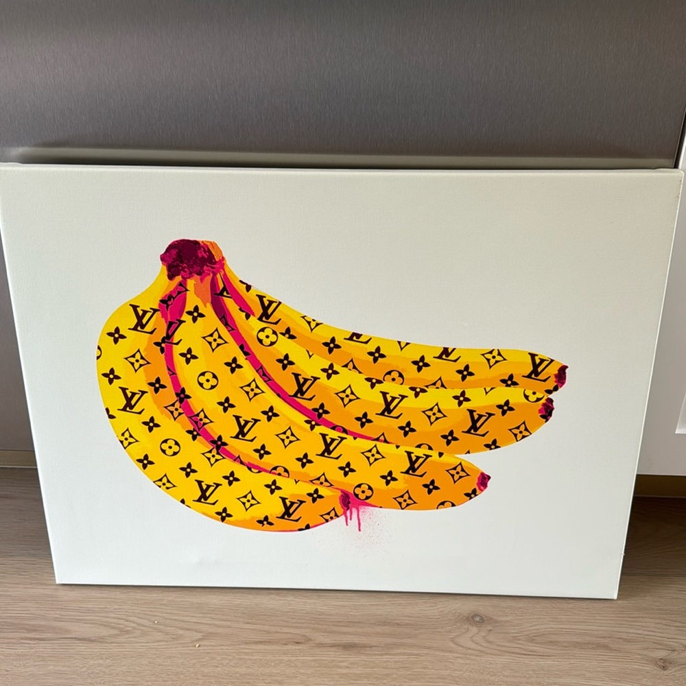 LV trendy art piece